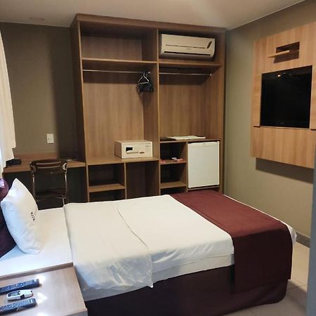 Esplanada Brasilia Hotel E Eventos Екстер'єр фото