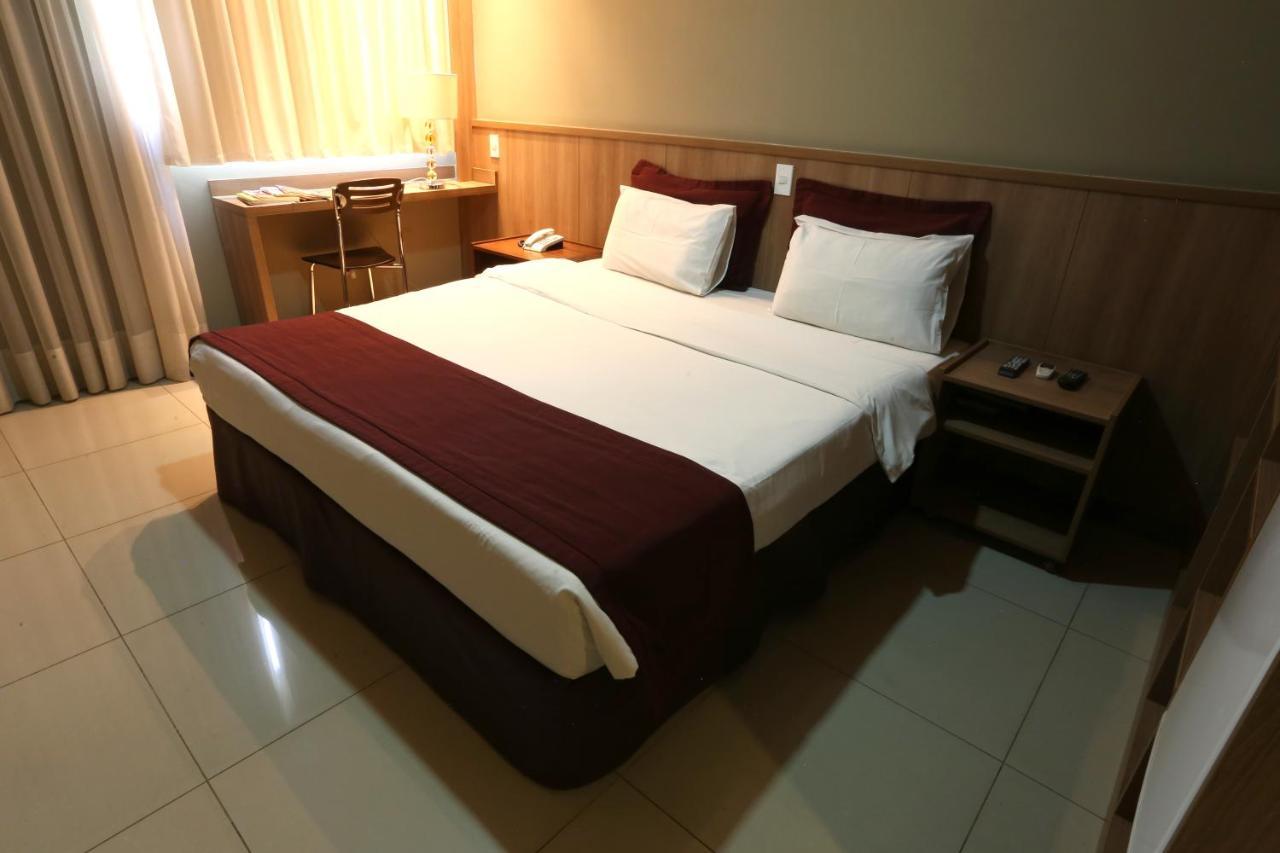Esplanada Brasilia Hotel E Eventos Екстер'єр фото