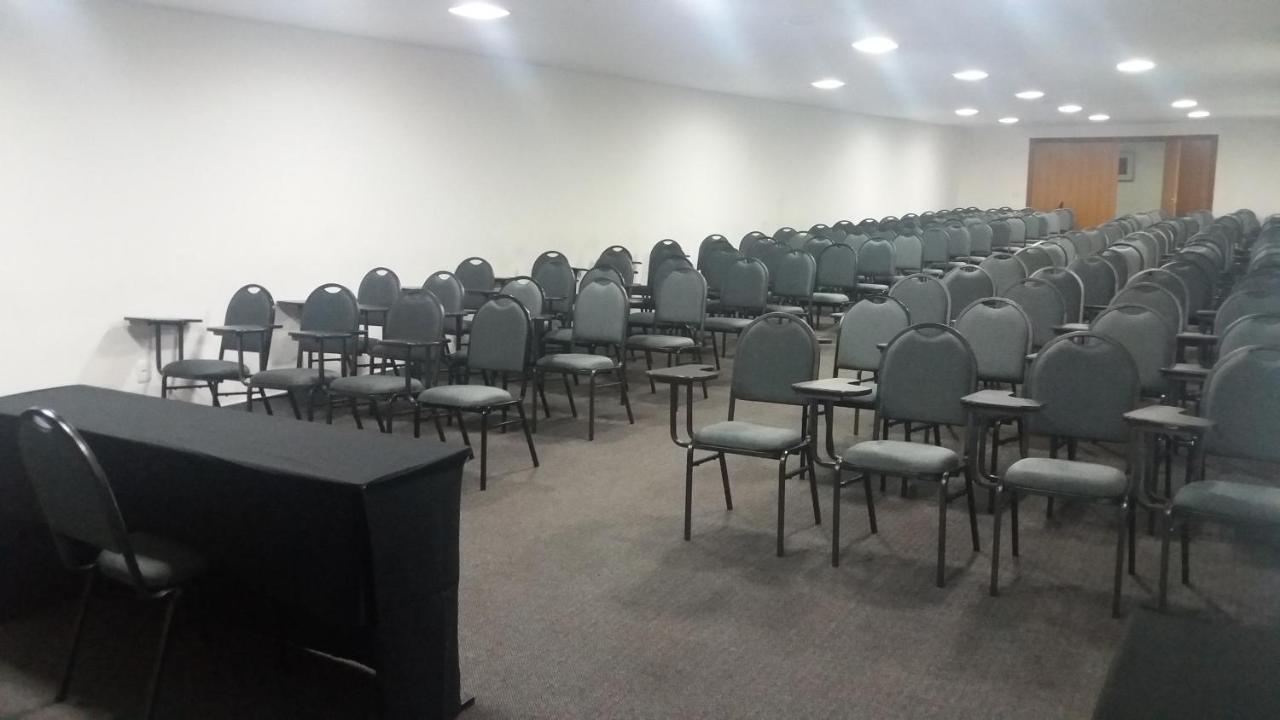Esplanada Brasilia Hotel E Eventos Екстер'єр фото
