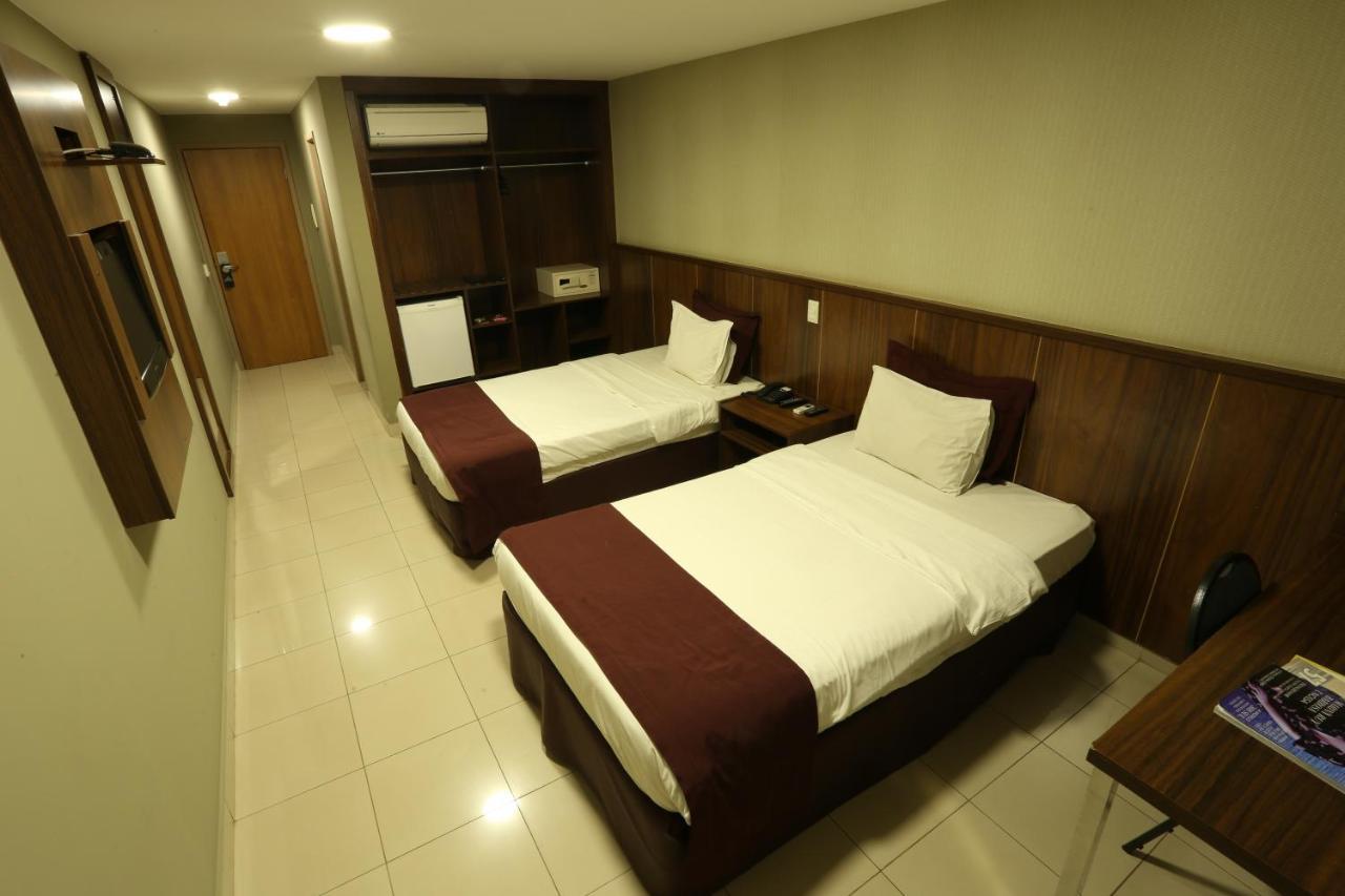 Esplanada Brasilia Hotel E Eventos Екстер'єр фото