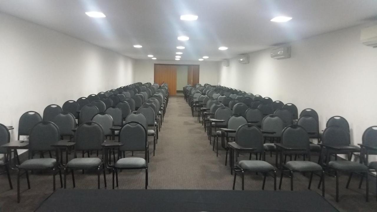 Esplanada Brasilia Hotel E Eventos Екстер'єр фото