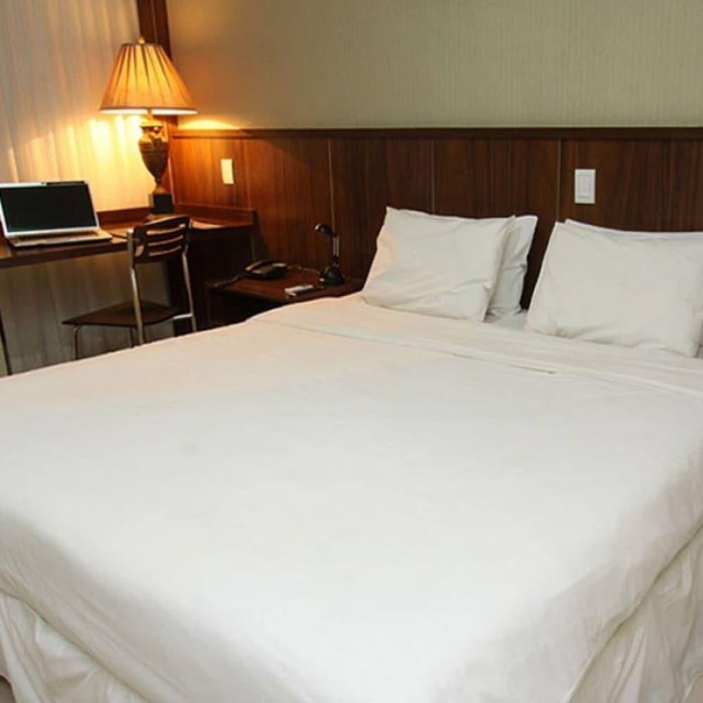 Esplanada Brasilia Hotel E Eventos Екстер'єр фото