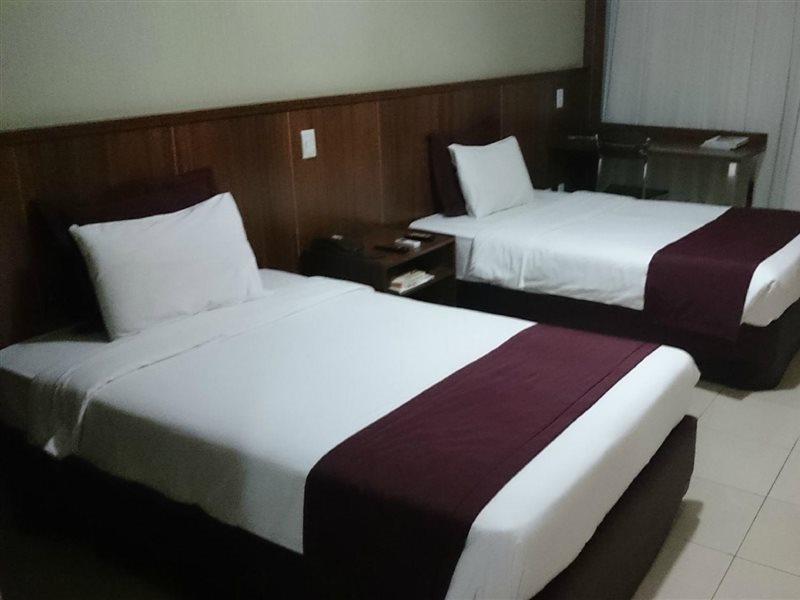 Esplanada Brasilia Hotel E Eventos Екстер'єр фото