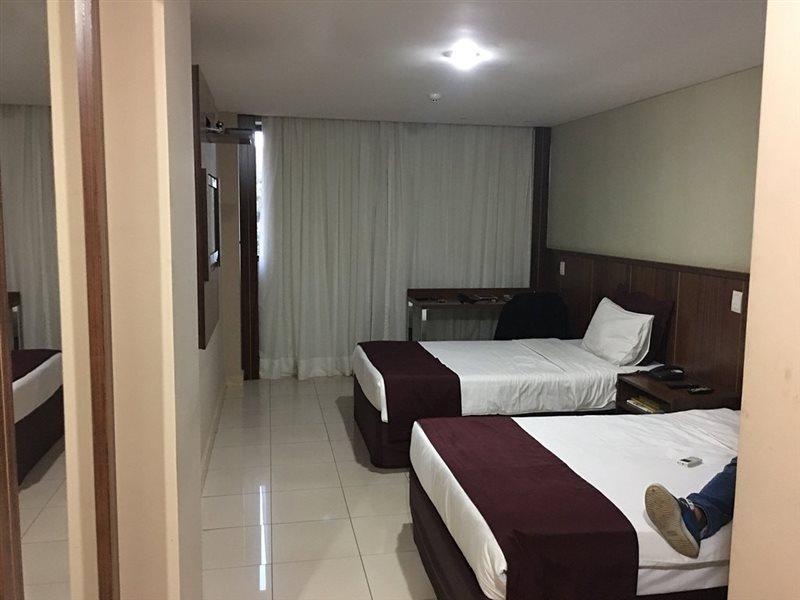 Esplanada Brasilia Hotel E Eventos Екстер'єр фото