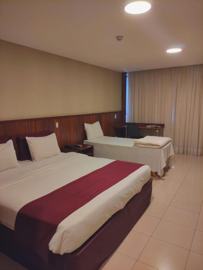 Esplanada Brasilia Hotel E Eventos Екстер'єр фото