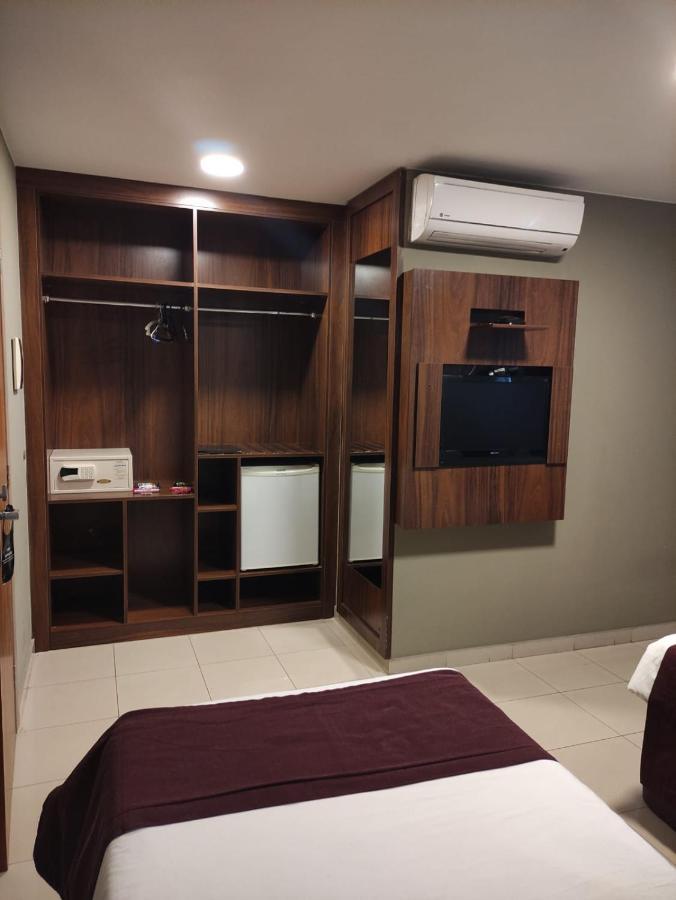 Esplanada Brasilia Hotel E Eventos Екстер'єр фото