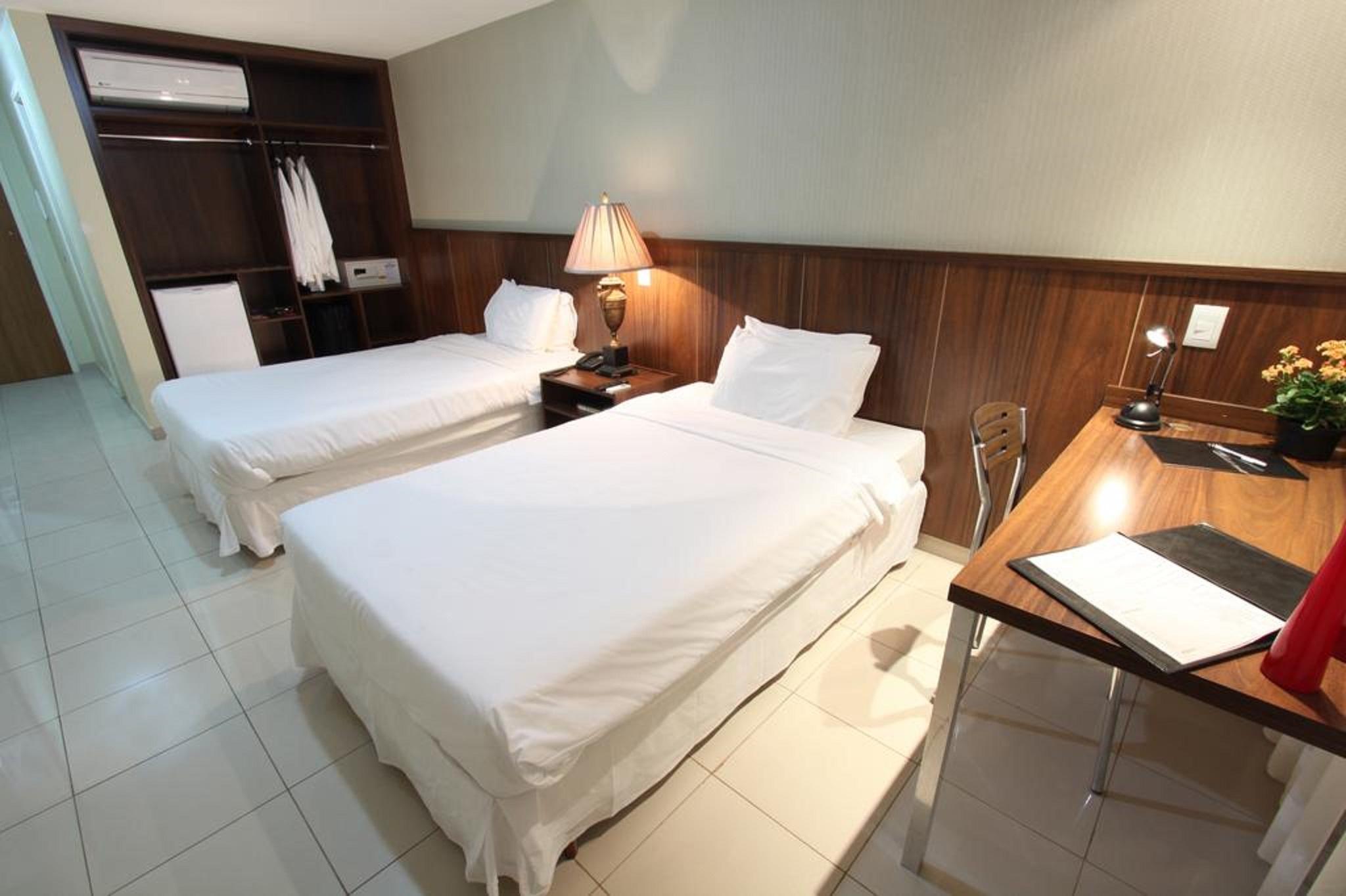 Esplanada Brasilia Hotel E Eventos Екстер'єр фото