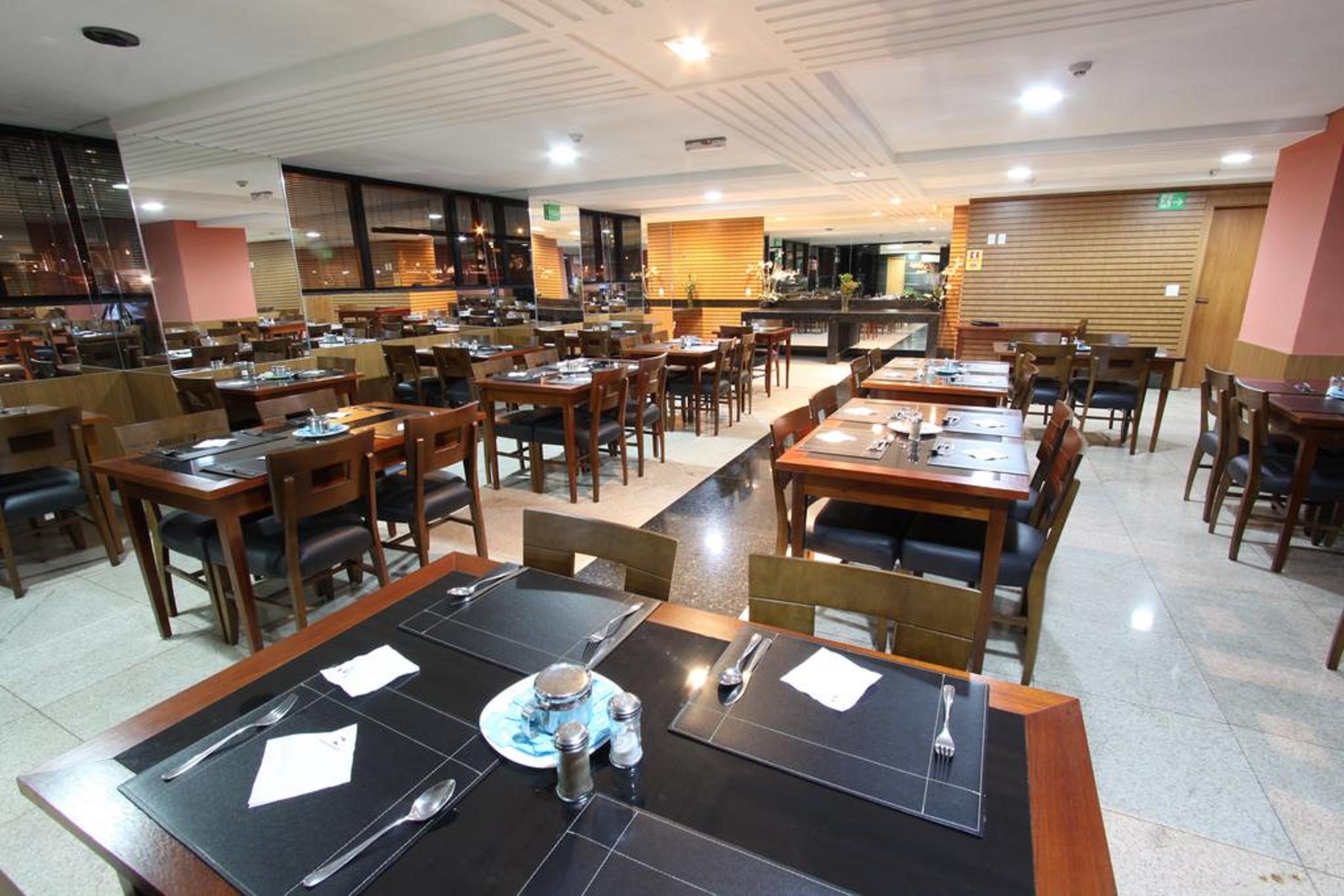 Esplanada Brasilia Hotel E Eventos Екстер'єр фото
