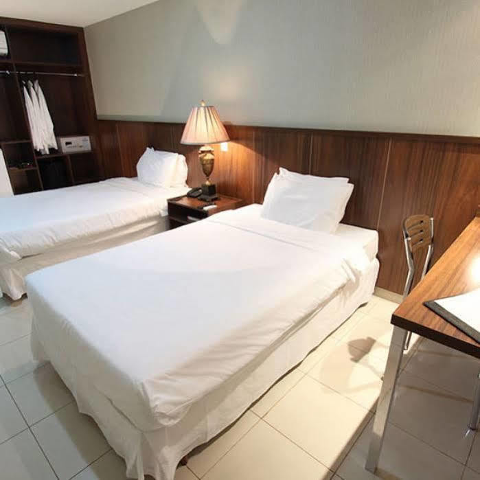 Esplanada Brasilia Hotel E Eventos Екстер'єр фото